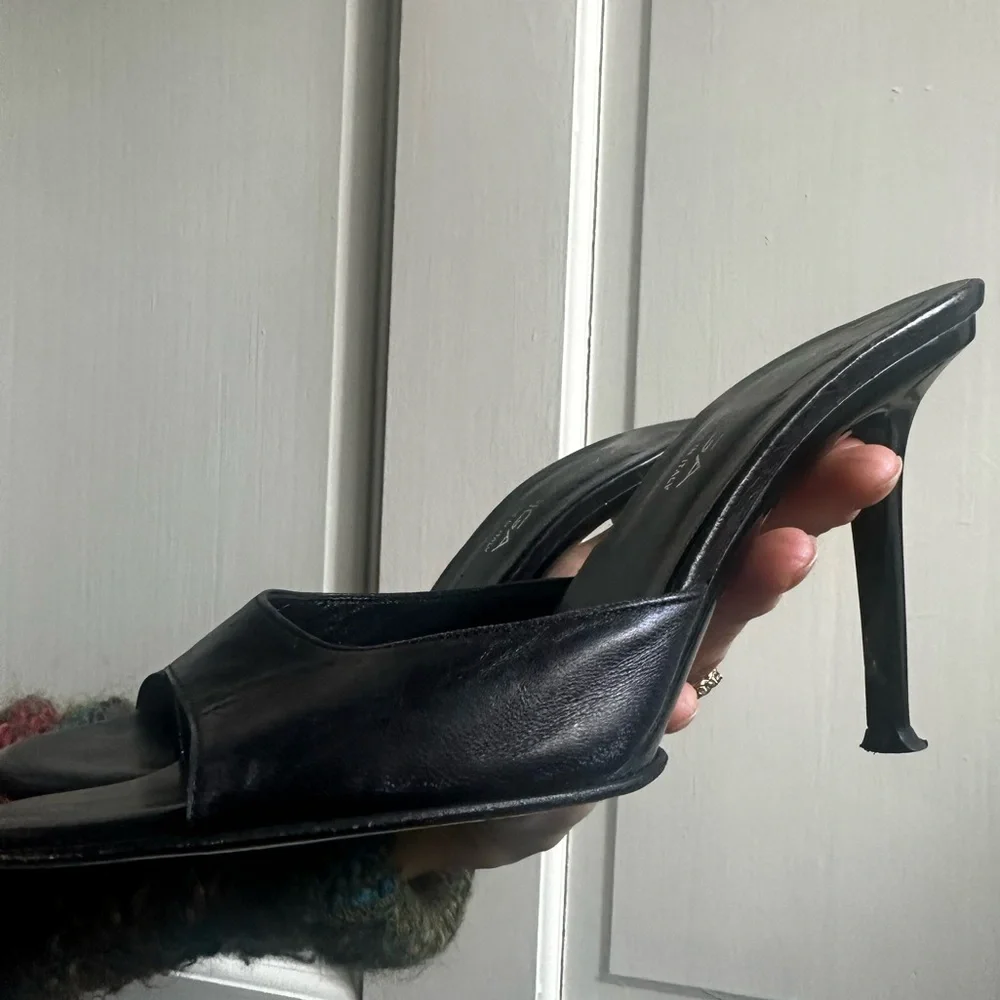 Via Spiga Black Leather Heels - Picture 4 of 7